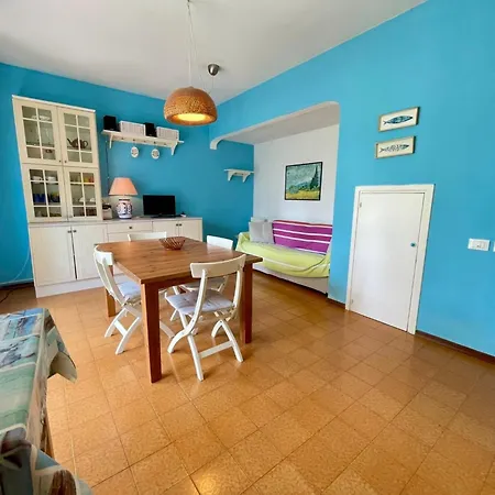 Spacious House For 6 With Pool And Garden * Porto Santa Margherita di Caorle